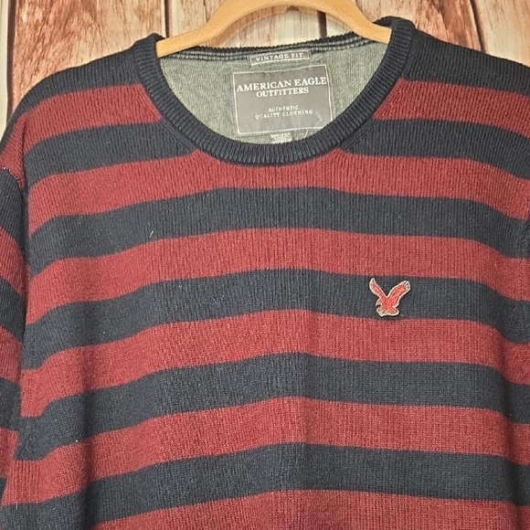 American Eagle Outfitters Men's Crewneck Sweater - Navy and Dark Red Stripes XXL - Picture 6 of 8